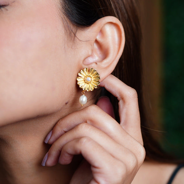 SunFlower Pearl Gold plated Earring 