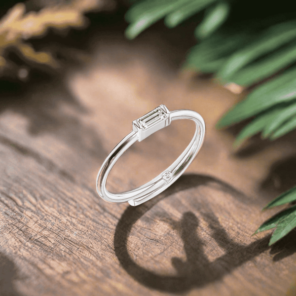 Sleek Silver Ring
